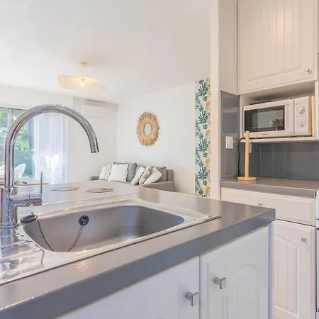 Appartamento Dans Les Golfs Appt 47m² Piscine Saint-Raphaël