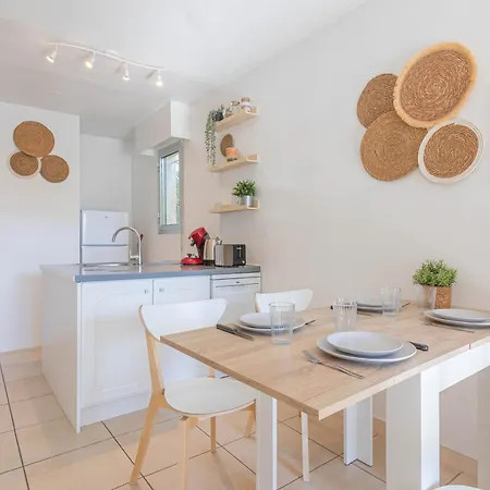 Dans Les Golfs Appt 47m² Piscine * Saint-Raphaël